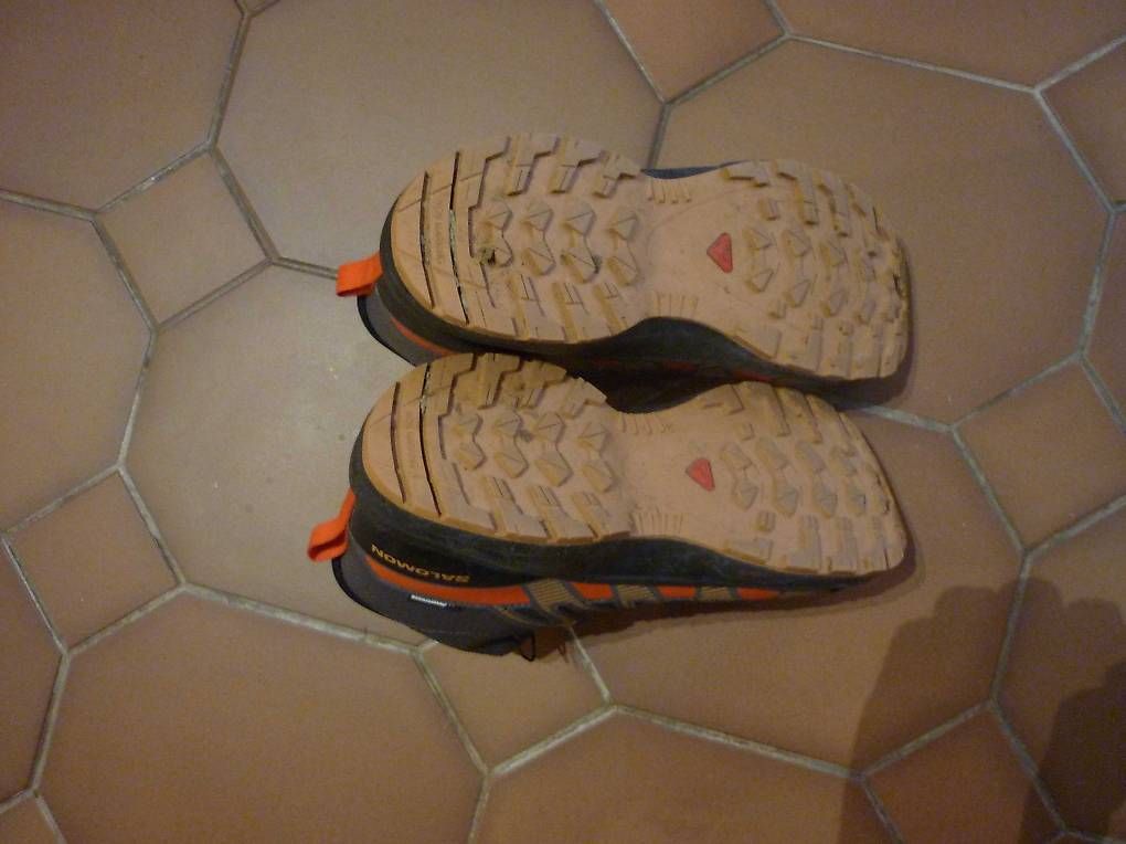 Scarpe da uomo: Souliers de montagne  – Usato da Vevey venduto da ohzut 2