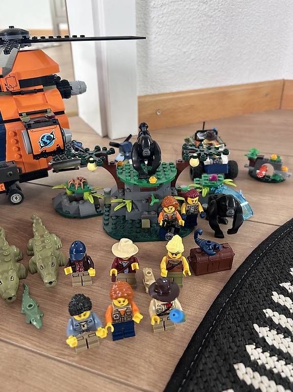 Lego Giocattoli: Lego City Dschungel Konvolut – Usato da Walperswil venduto da and_6y68 1