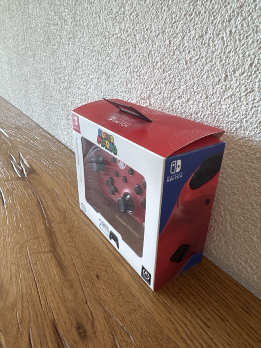 Manettes: Nintendo Switch - Controller Super Mario Edition – D'occasion à Lenzburg par eyworld 2