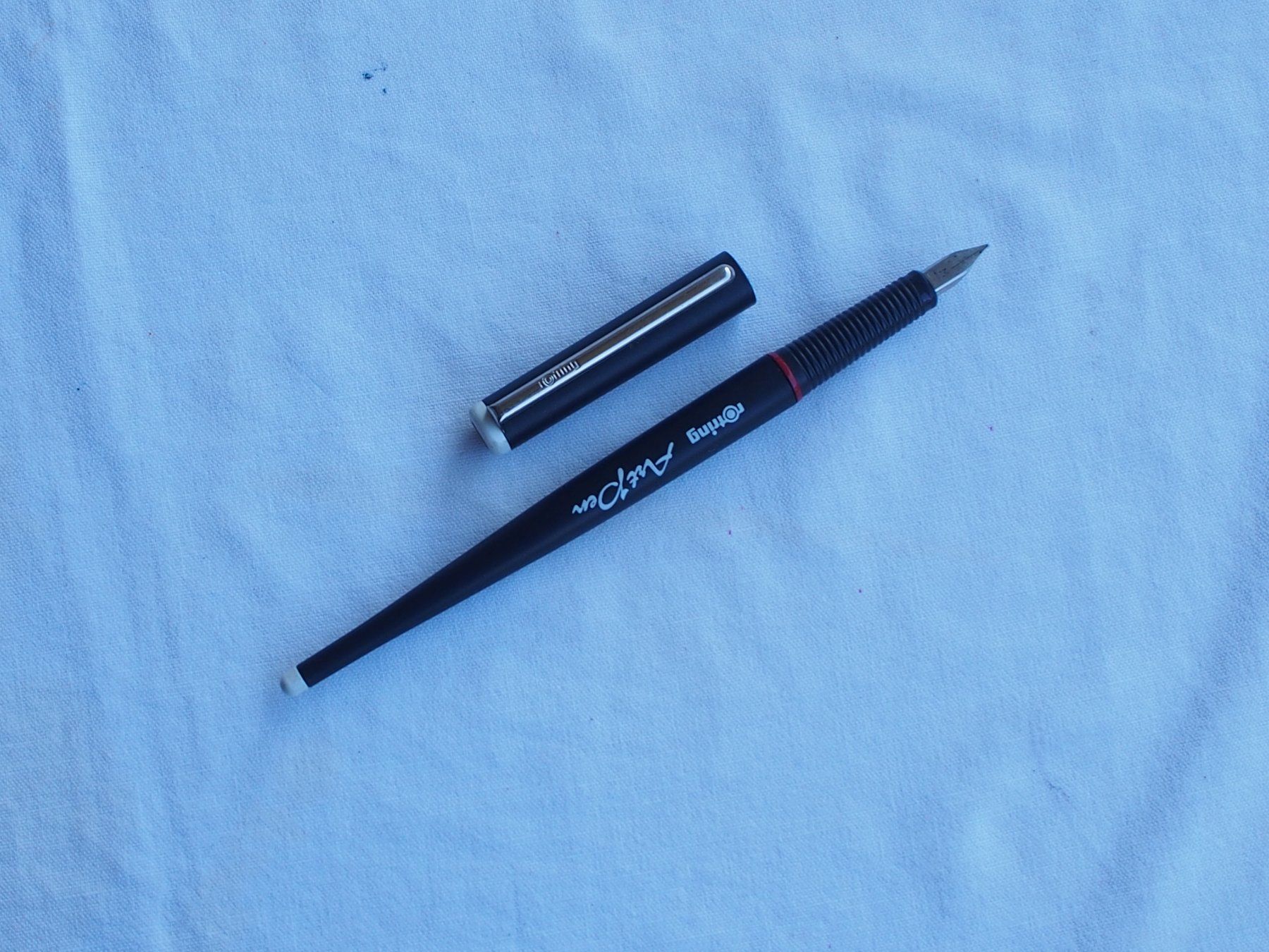 Penna & Evidenziatori: "ArtPen"Stylo calligraphique – Usato da Meyrin venduto da SRemka 2