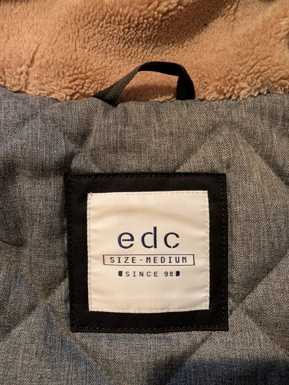 Vestes: EDC Jacke Schwarz Grösse M – D'occasion à Visperterminen par lgresell 4