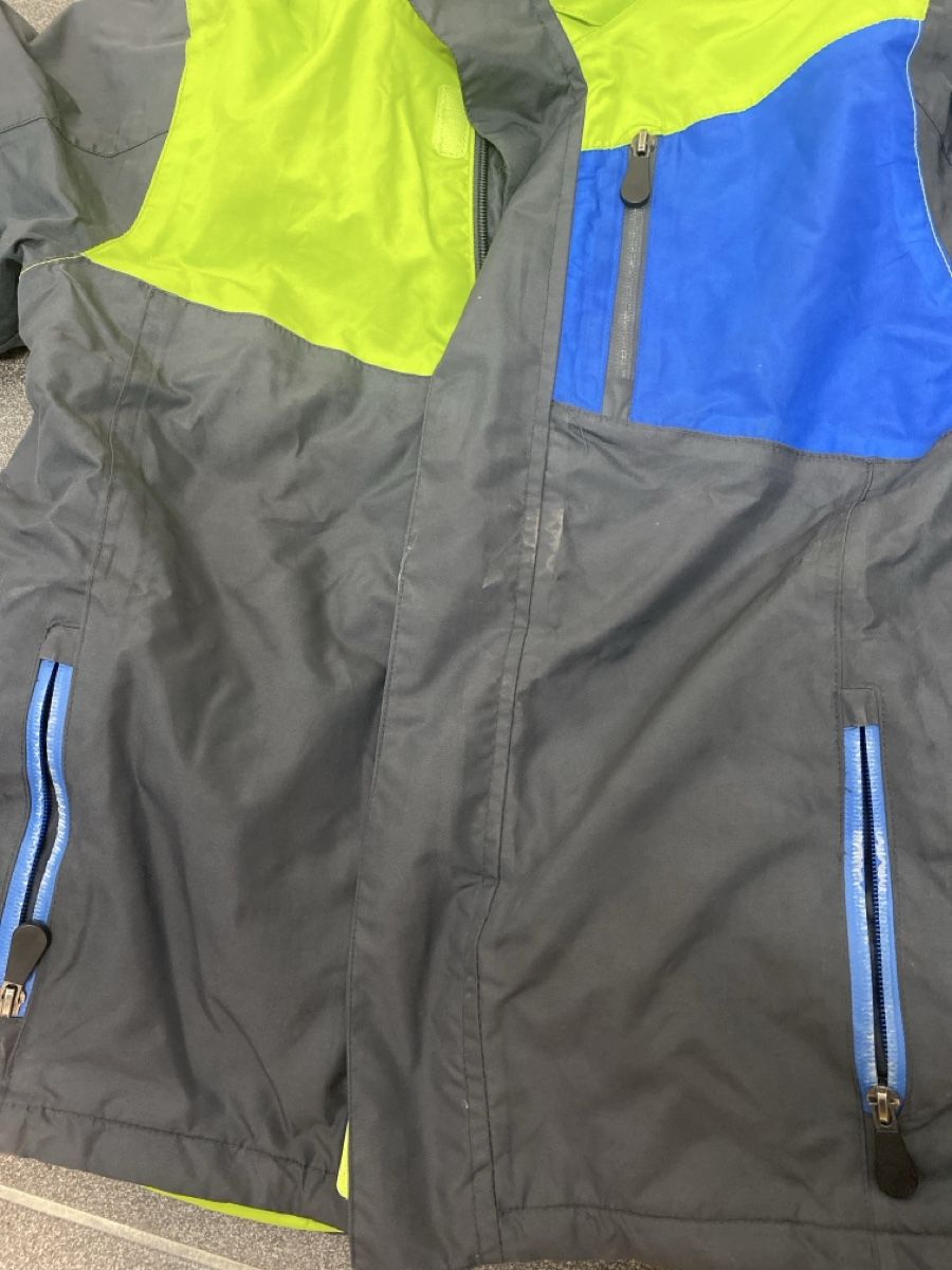 Giacche: Winterjacke Grösse 146/152 – Usato da Wettingen venduto da vpr_9gz6 2