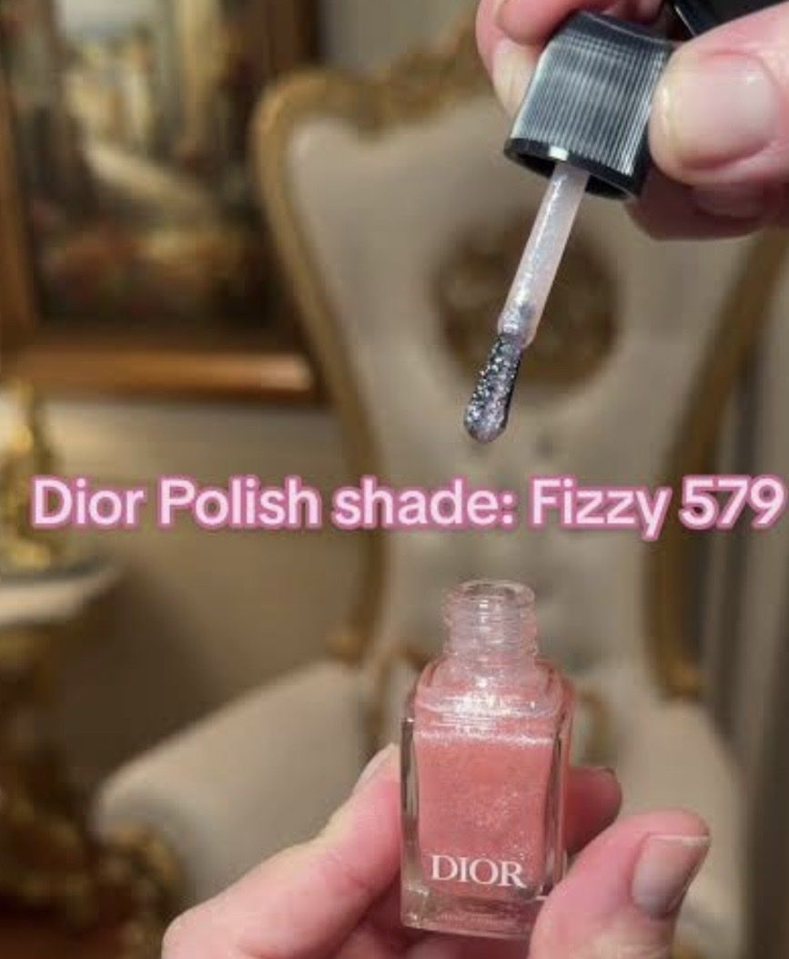 Dior Smalto per unghie: Dior Vernis Nagellack 579 Fizzy, – Usato da Baden venduto da Tiffany6878 4