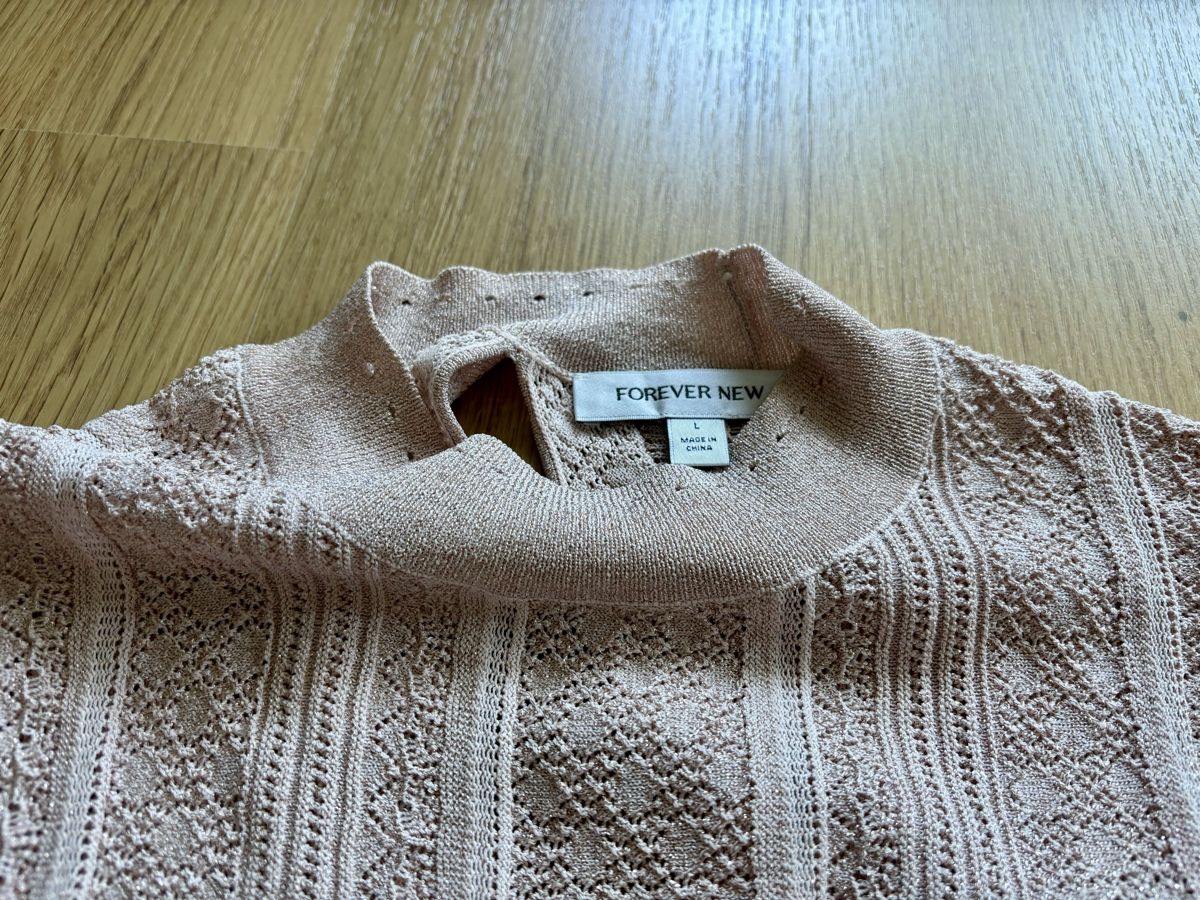 Maglioni & Felpe: Forever New Pullover mit glitzer – Usato da Baden venduto da Tiffany6878 9