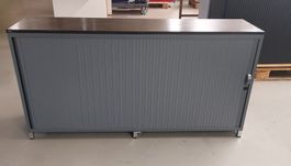 Rolladenschrank