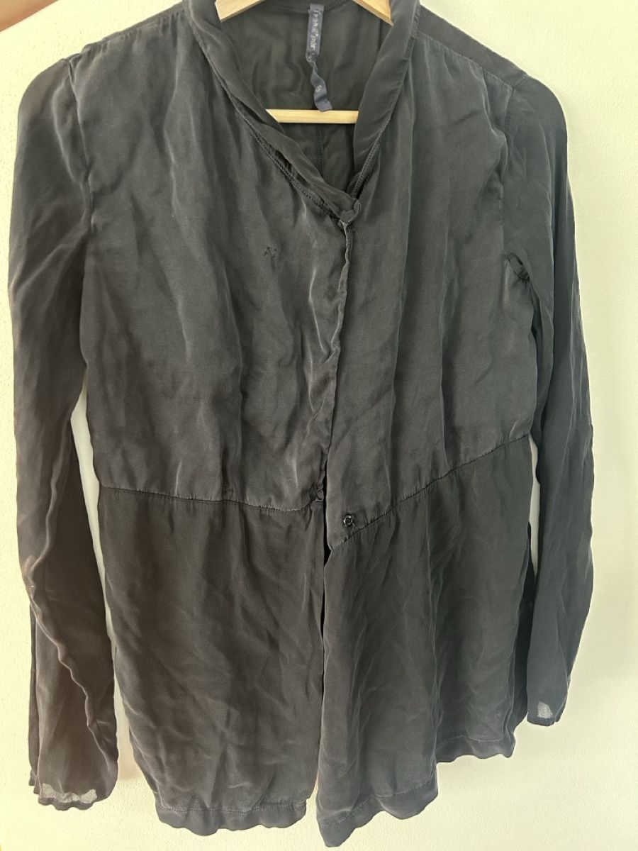 Chemisiers: Black Silk Blouse, Size 36, – D'occasion à Bern par jos_xdf8