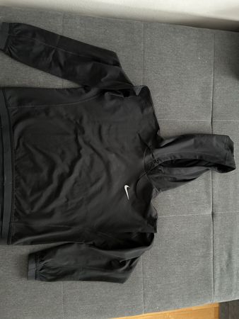 Pull Nike