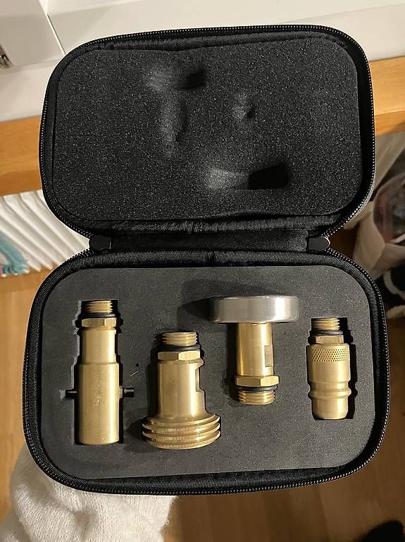 Unità & Adattatore: Gasadapter-Set Europa – Usato da Zollikofen venduto da Cal19