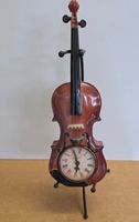 Dekorative Geigen Uhr mit Ständer – Höhe 41 cm