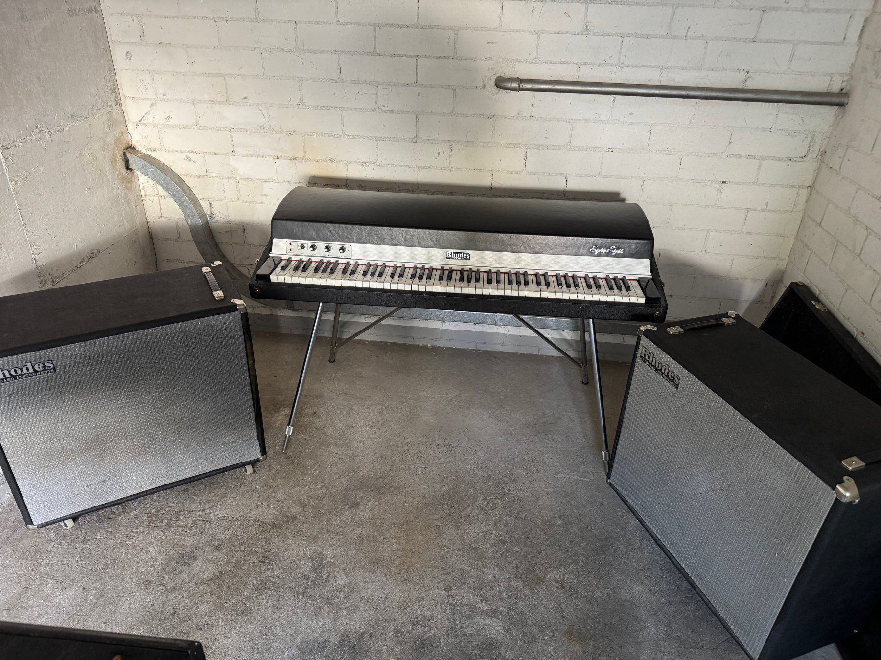 Rhodes Strumenti musicali: Fender Rhodes 88 Mark 1 – Usato da Basel venduto da grume35