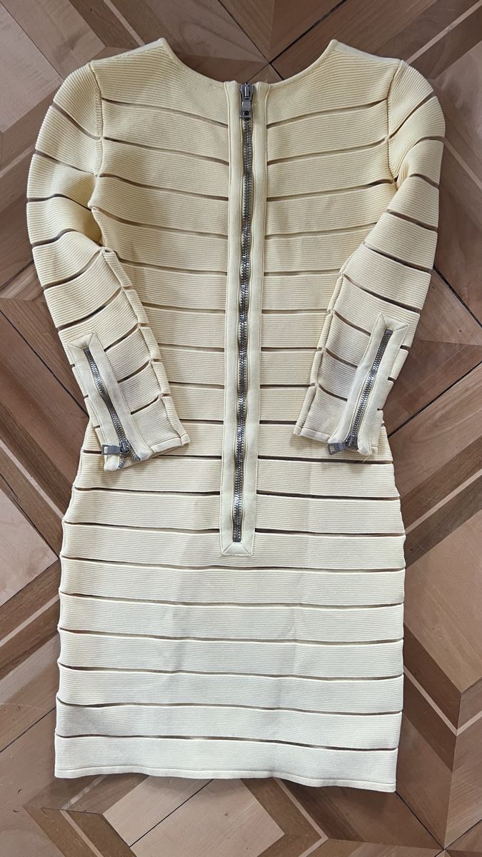 Balmain Vestiti: Balmain Kleid – Usato da Uetikon am See venduto da jan_bx6p 1