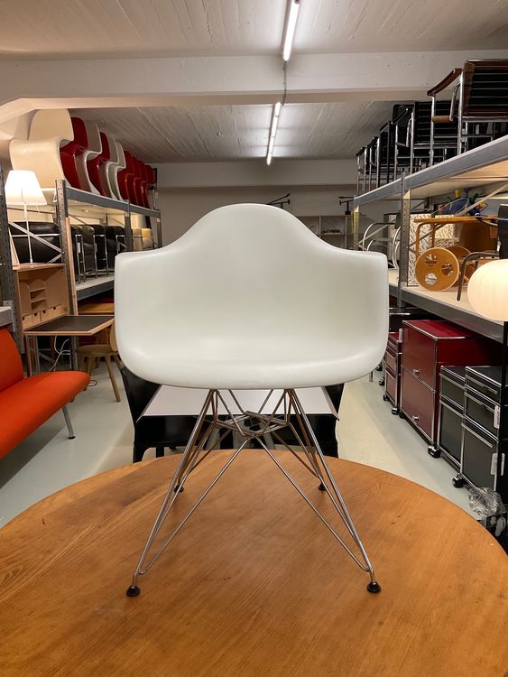 Vitra Eames Armchair Gebraucht