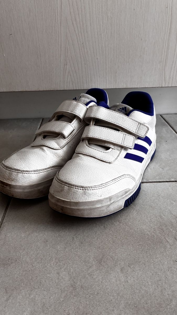 Scarpe da uomo: Adidas sneaker white blue – Usato da Zürich venduto da tha_nhm8