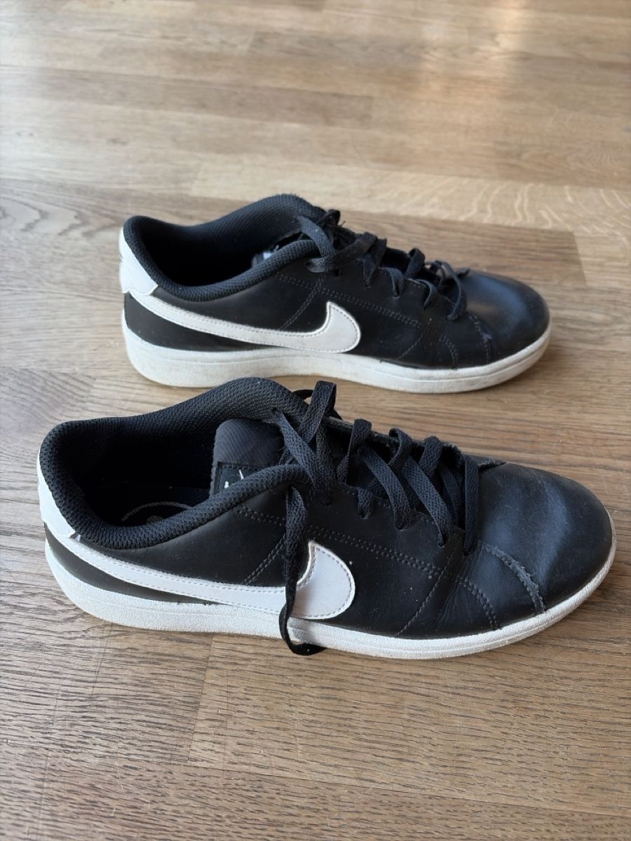 Nike Scarpe da uomo: Nike Sneaker schwarz Grösse 40 – Usato da Wettingen venduto da knamel 1
