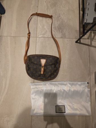 Louis Vuitton Jeune Fille 