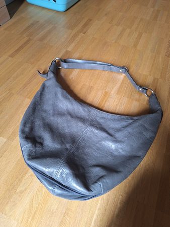 Ledertasche grau