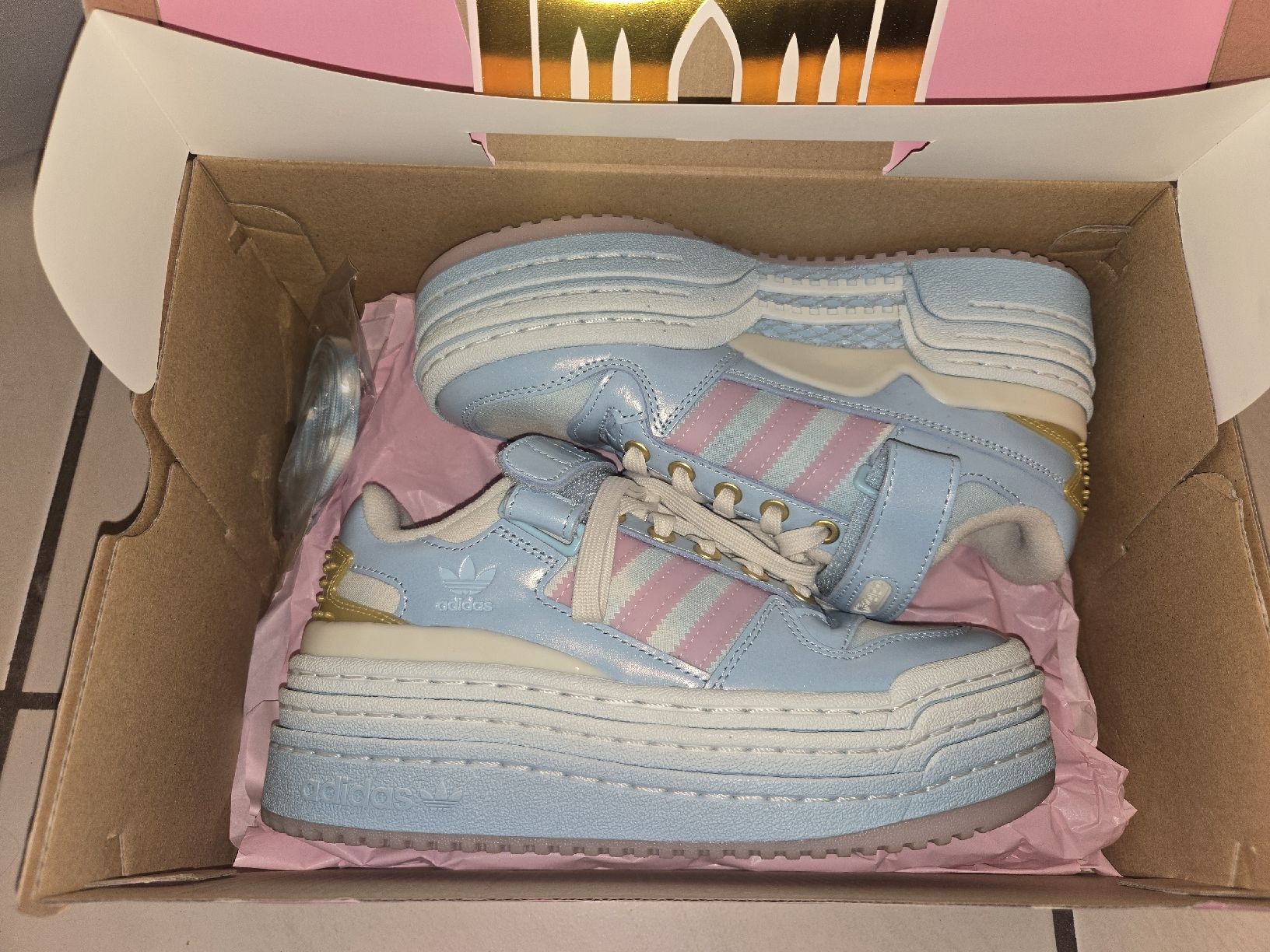 Adidas Scarpe da donna: Adidas Disney Triple Platform Low Gr.36 NEU! – Nuovo e nell'imballaggio originale da Höri venduto da Mai_L 1
