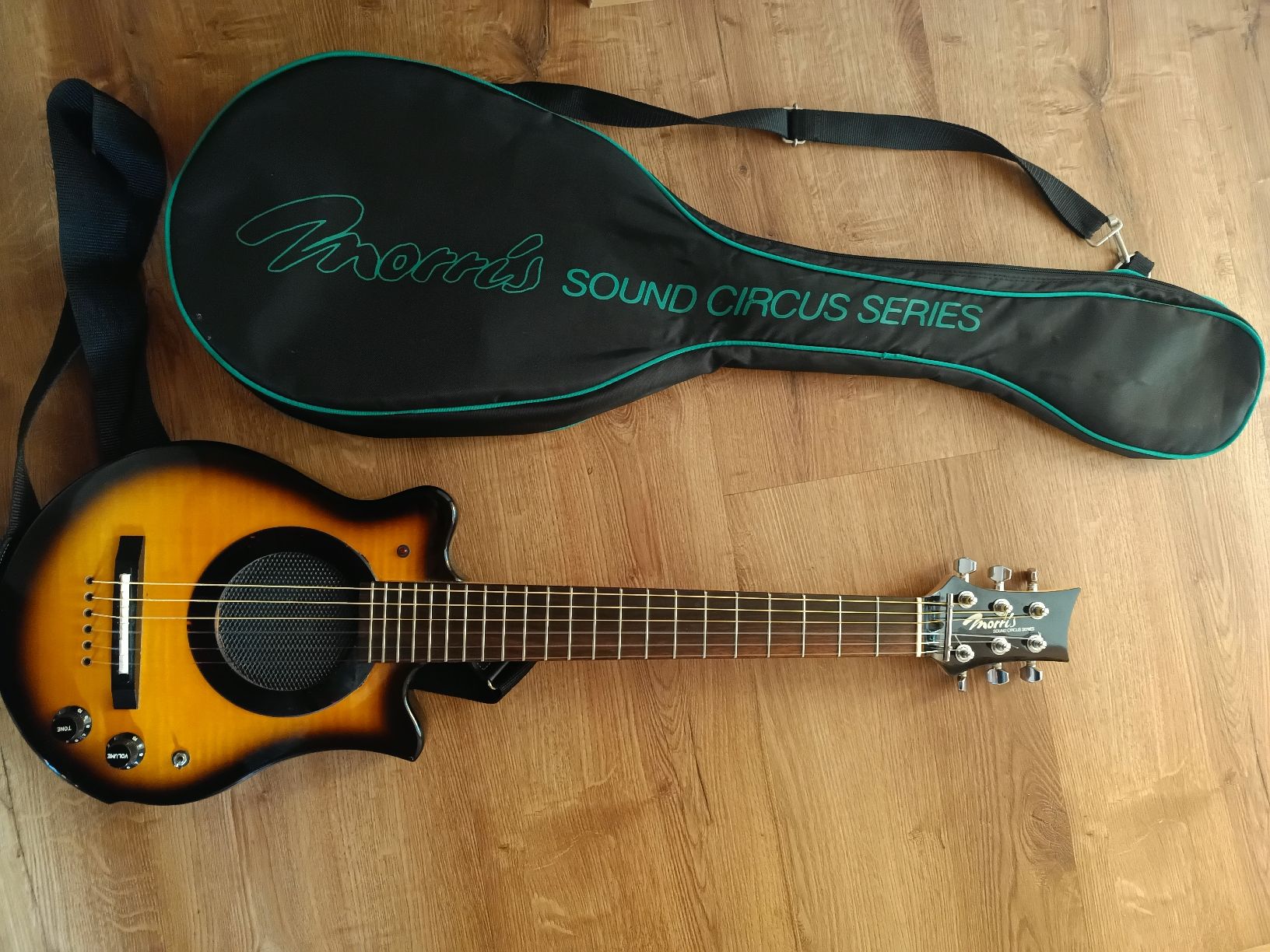 Strumenti musicali: Morris E Gitarre mit Tasche – Nuovo (secondo la descrizione) da Sachseln venduto da oli_8r6w