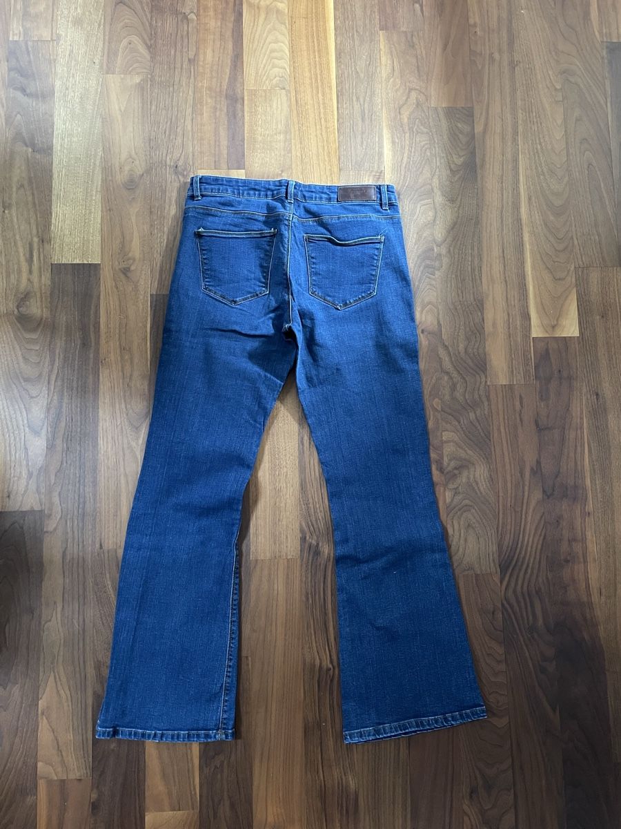 Vero Moda Jeans: Jeans VERO MODA Bootcut Grösse 30/32 guter Zustand – Usato da Fehraltorf venduto da Nadja0205 1
