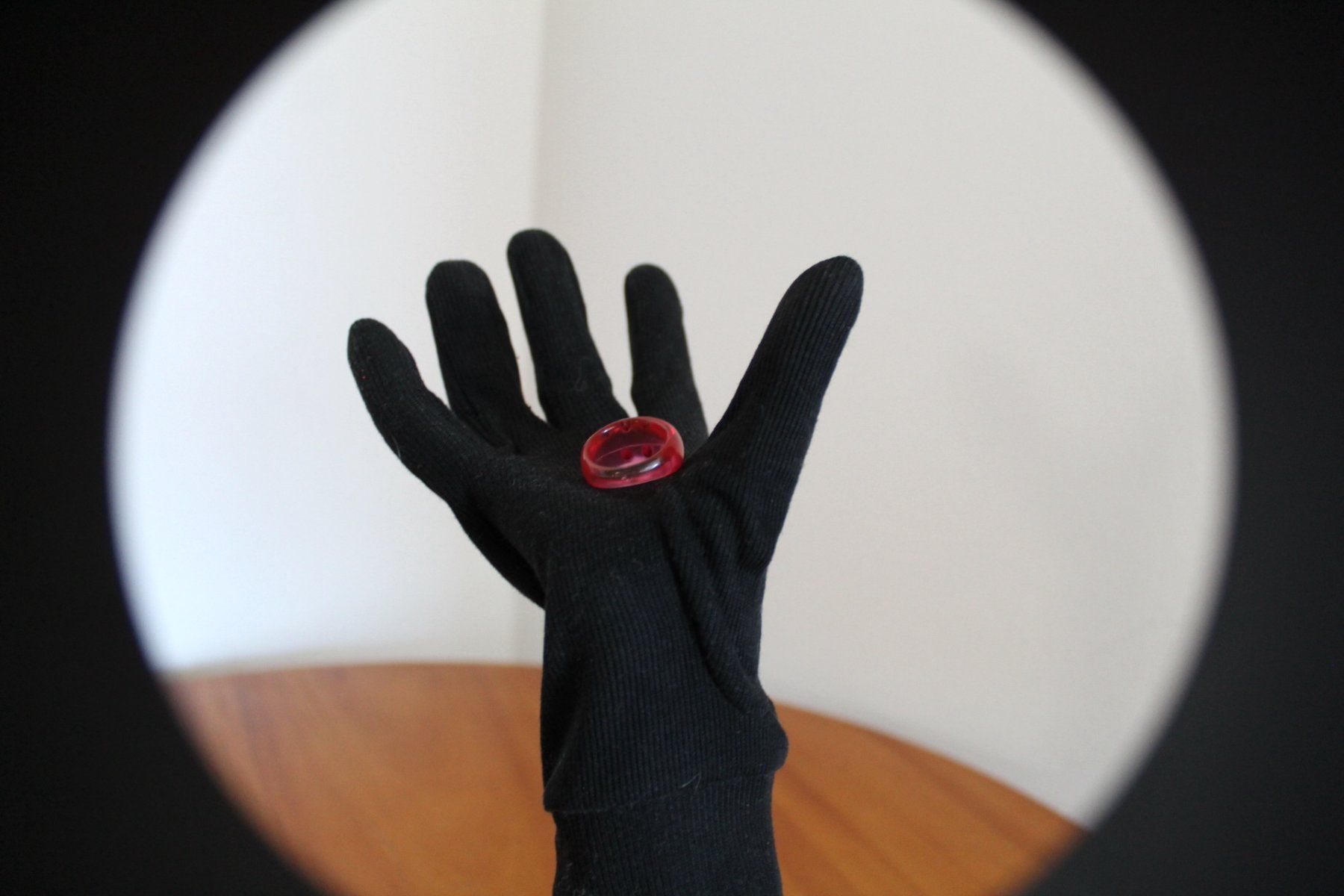 Anelli: Kunststoff Ring mit Strasssteine , Gr. 58-18.5 – Usato da Locarno venduto da madame-tus-sauds 4