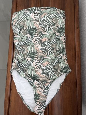 Costume da bagno intero a fascia fantasia foglie