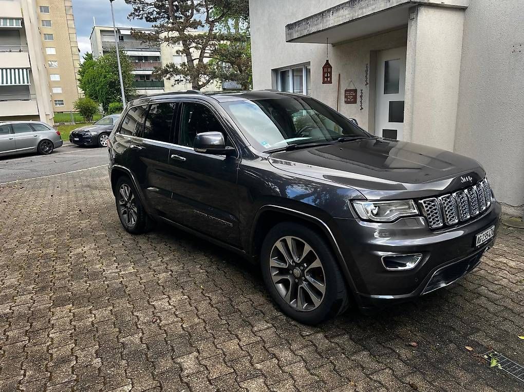 Jeep Autos: Jeep Grand Cherokee 3.0 CRD Overland – Gebraucht aus Suhr von BonsaiGutzi 2