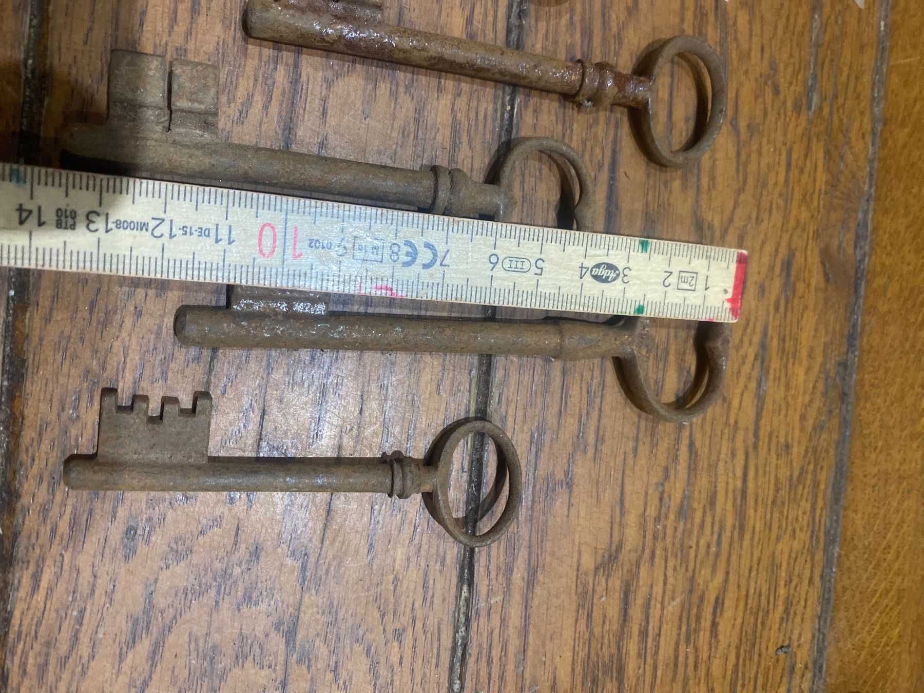 Chiavi: Lot clé clef ancienne 6-12cm FF – Usato da Lajoux JU venduto da Briard0 4