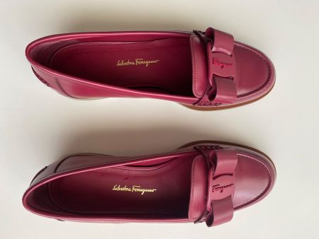 NEU - Salvatore Ferragamo Schuhe Grösse 9C