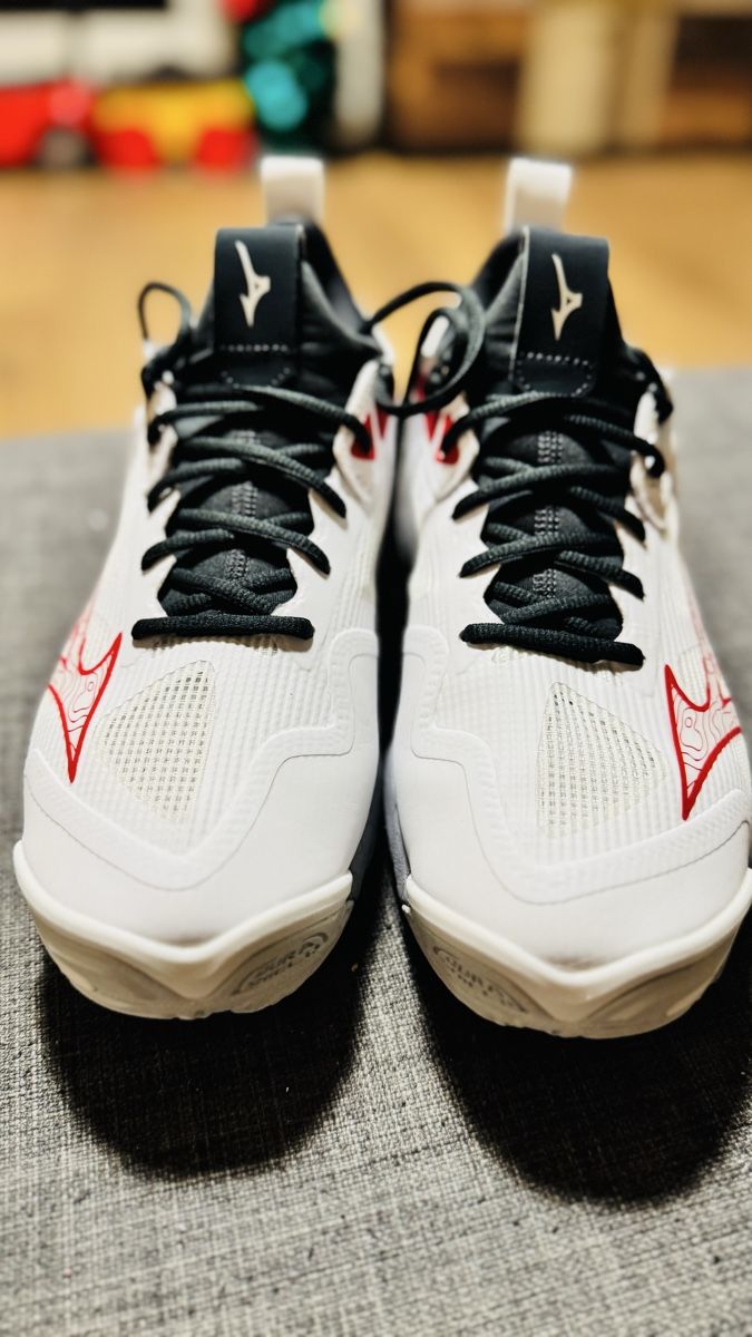 Mizuno Scarpe da uomo: Mizuno Wave Momentum 3, Size 41 – Nuovo (secondo la descrizione) da Kloten venduto da Sourav 2
