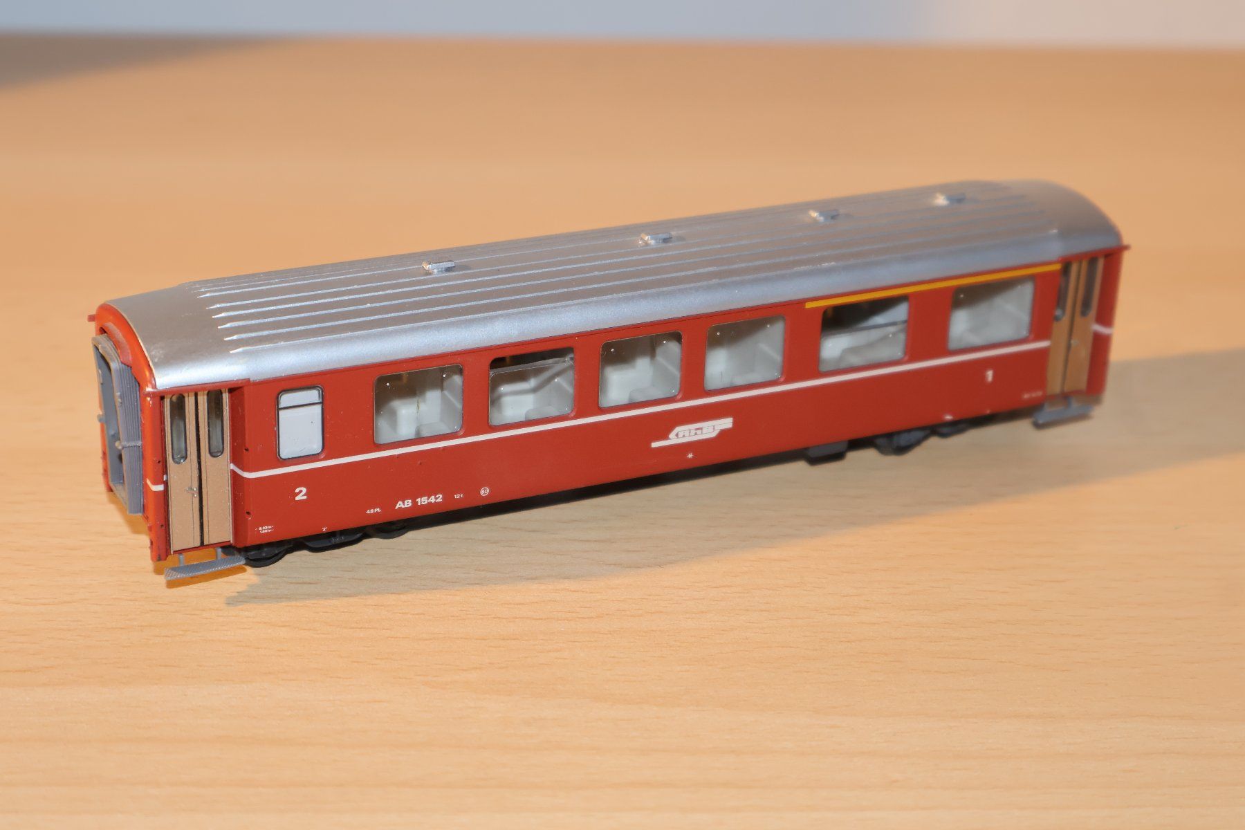 Bemo Modellini di ferrovie: 3 Bemo Personnenwagen rot – Usato da La Tour-de-Peilz venduto da valoute