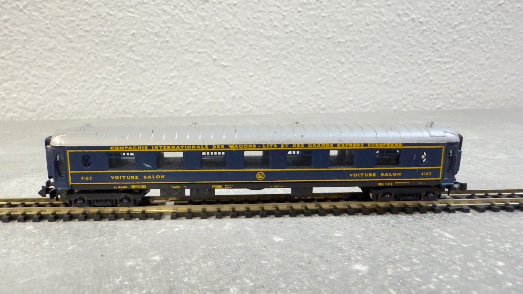 Lima Modellini di ferrovie: Lima Pullmann Express Voiture Salon Spur N – Usato da Schlieren venduto da rat_lq6b 1