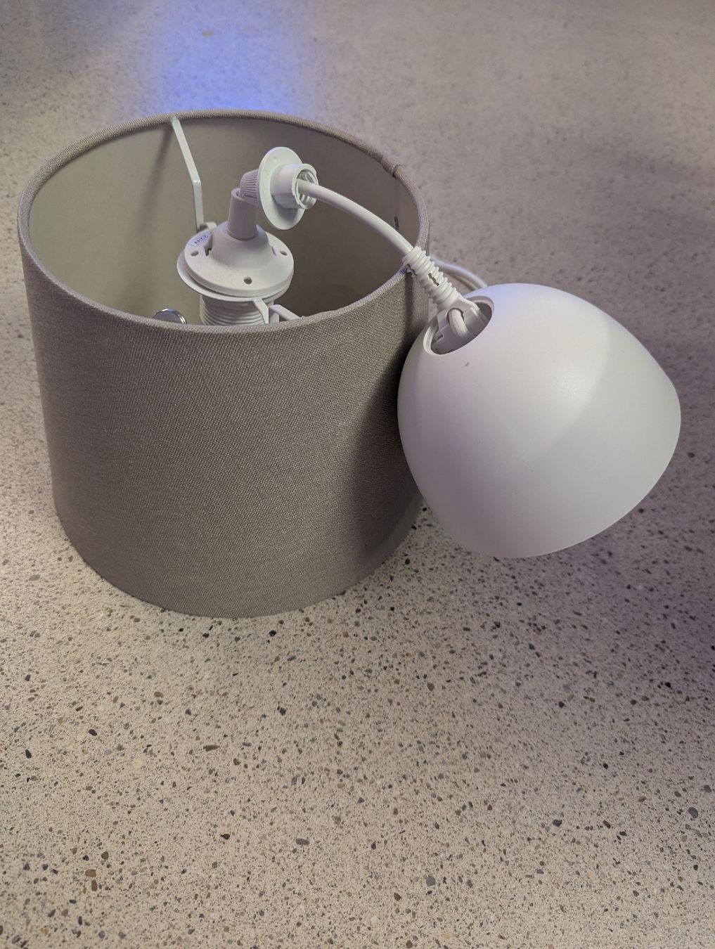 Ikea Lustres & lampes de plafonds: Deckenleuchte mit Stoffschirm – D'occasion à Schlieren par emtresch