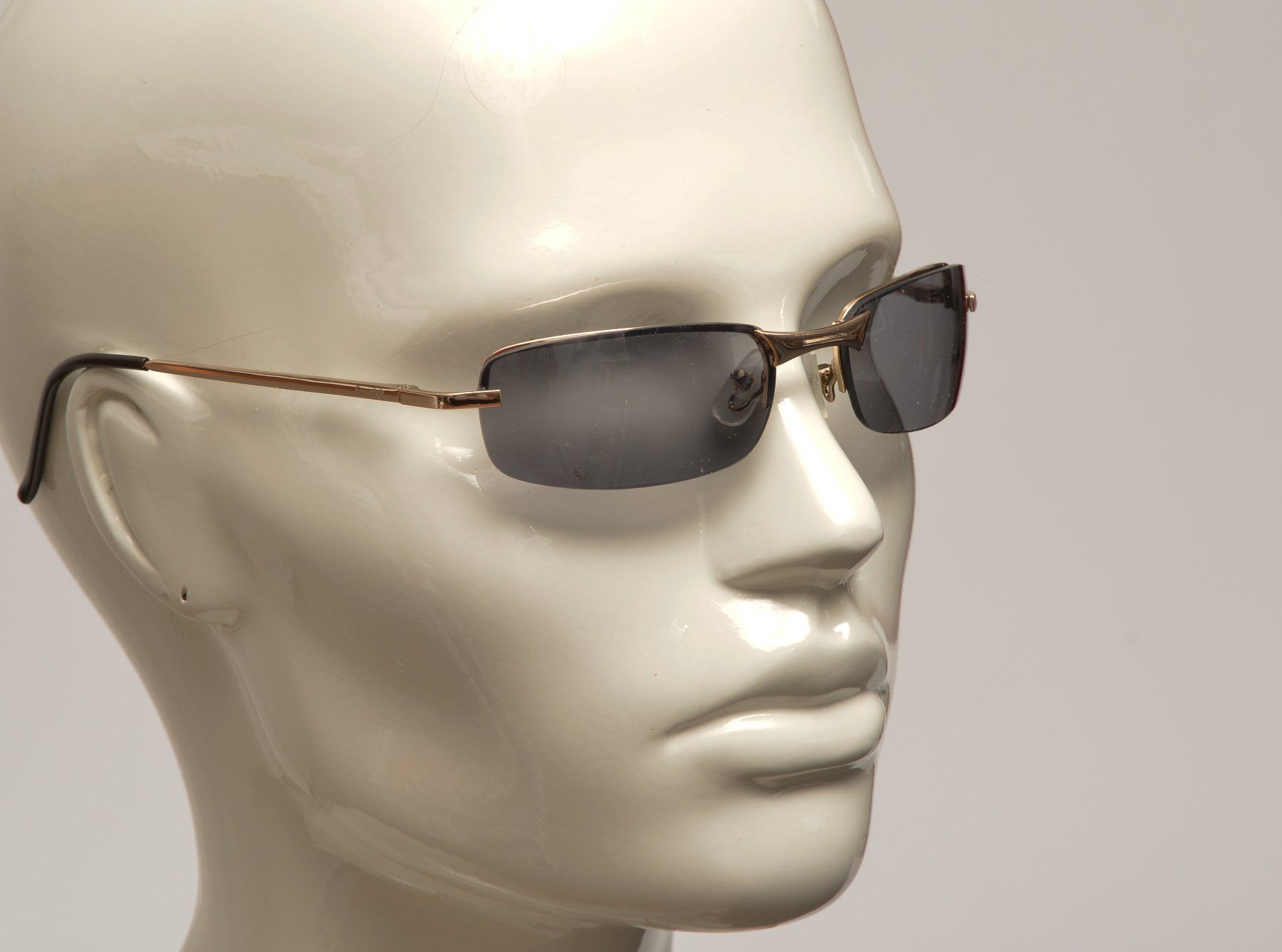 Occhiali & Lenti: Stylische Freestyle Sonnenbrille – Nuovo e nell'imballaggio originale da Neerach venduto da i-style24