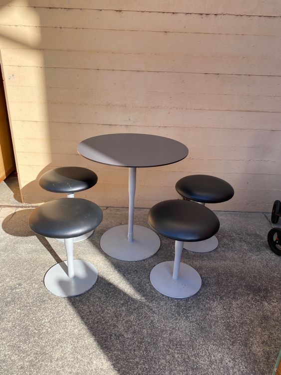 Alias Tavoli: Table Atlas + tabourets, Jasper Morrison pour Alias – Usato da Lausanne venduto da agu_yhn6