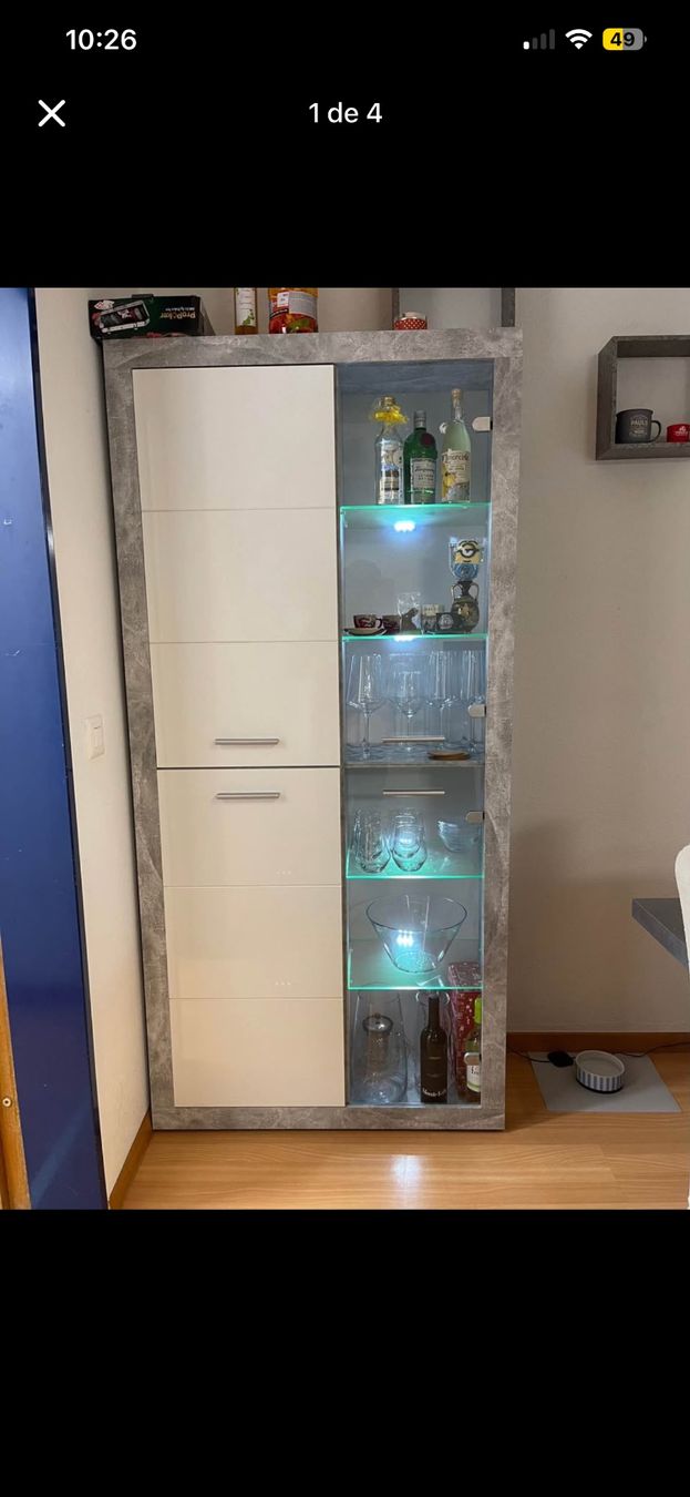 Vitrinen: Vitrine mit LED von Lipo – Gebraucht aus Sins von pau_m9bb