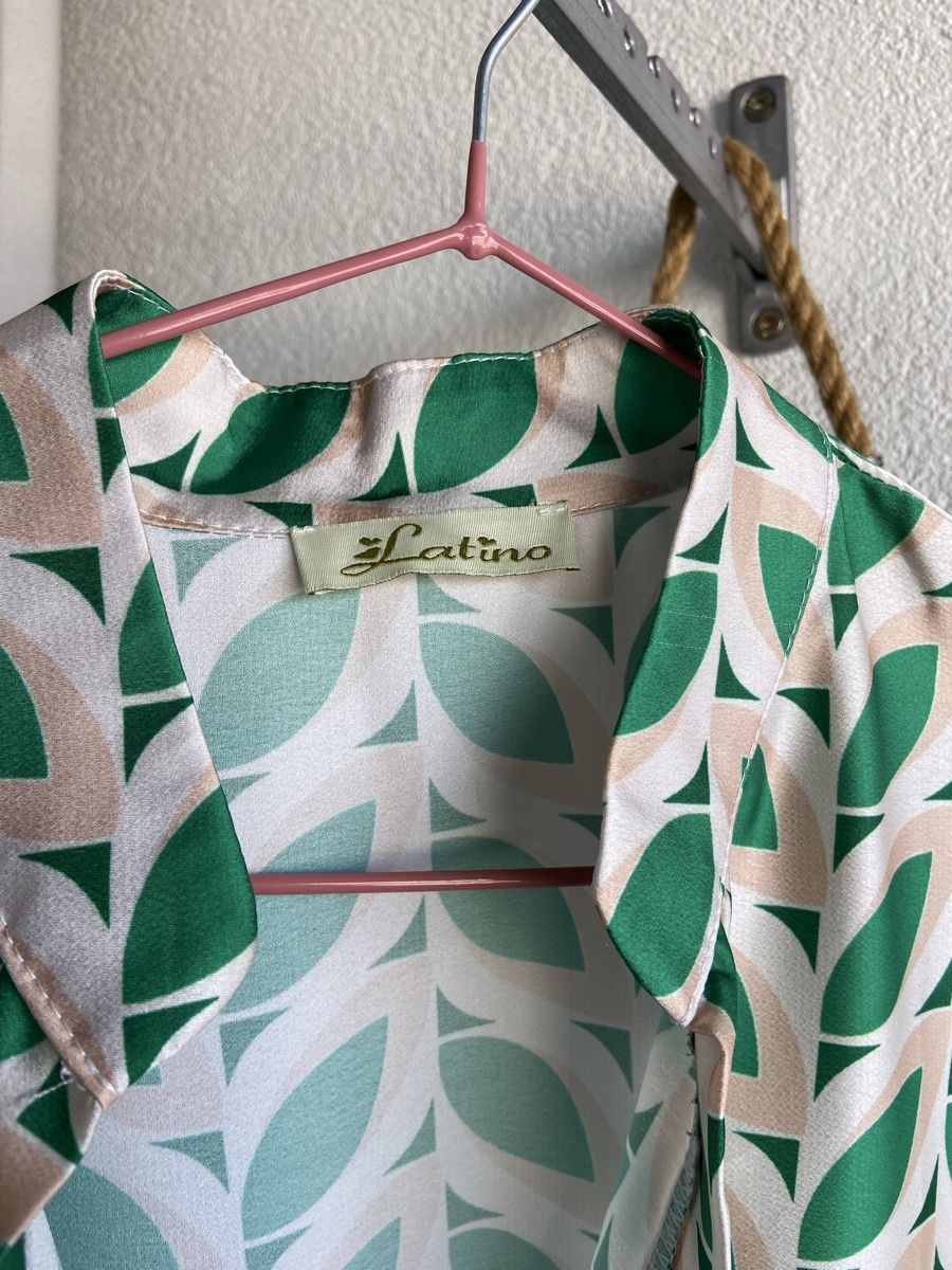 Vestiti: Robe imprimée verte 🍃 – Nuovo (secondo la descrizione) da Fribourg venduto da mar_6dzy 2