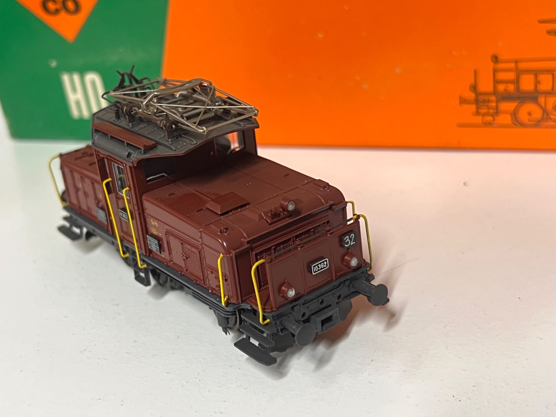 Roco Modelleisenbahnen: Roco 43936  SBB Ee 3/3  H0 AC Analog – Gebraucht aus Geroldswil von TopTrain54 4