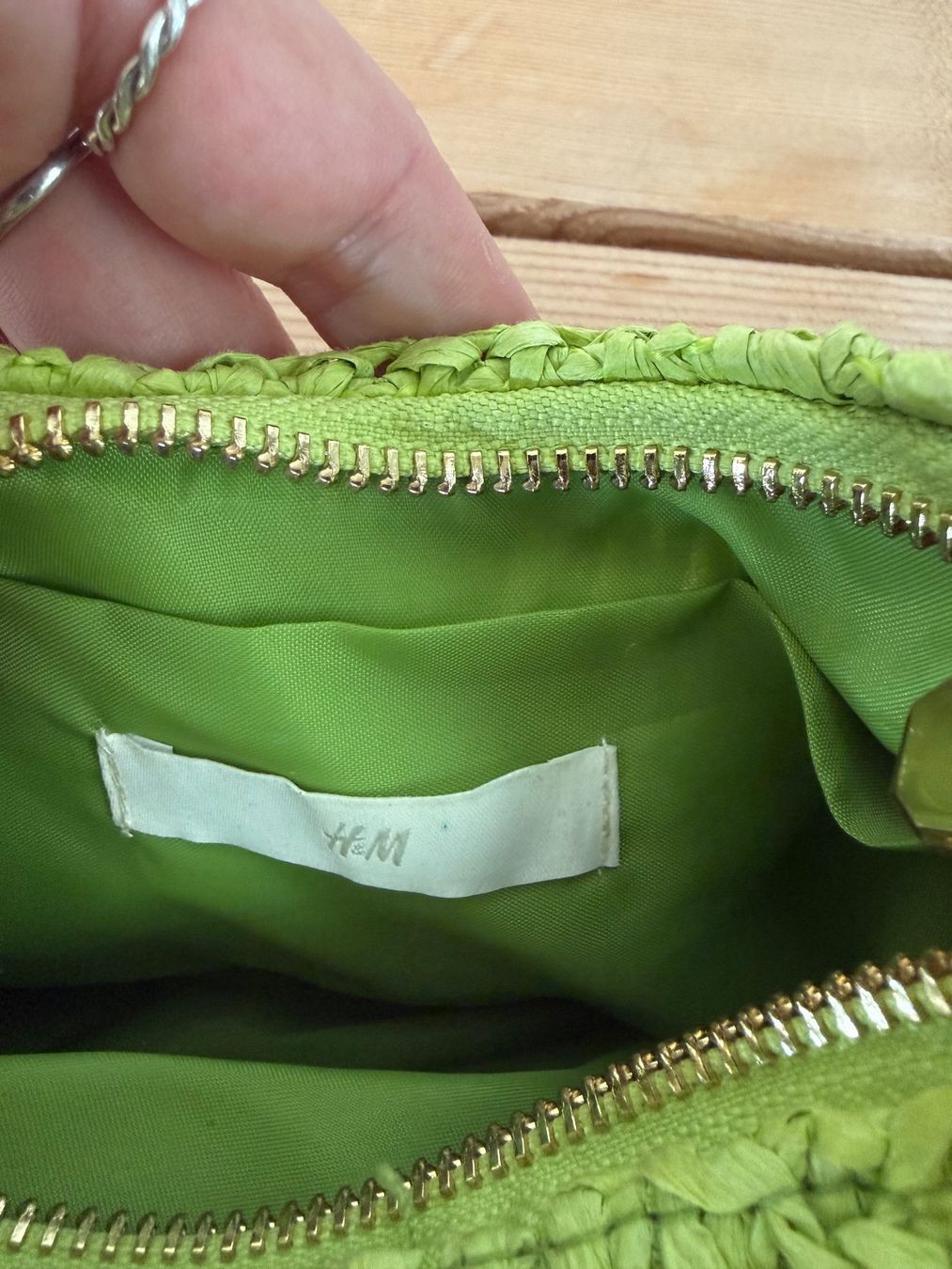 H&M Borse da donna: Sac à main tressé vert H&M – Usato da Prez-vers-Siviriez venduto da mar_n29z 1