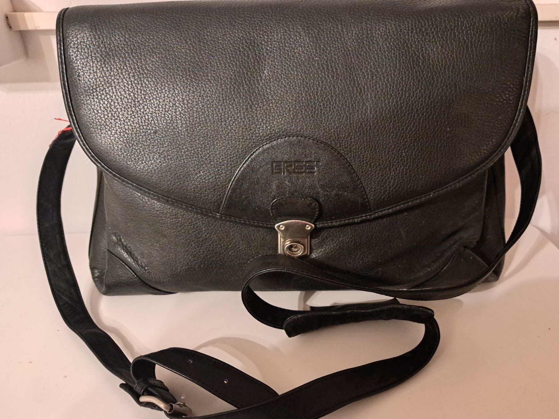 Bree Taschen für Damen: Damen-Tasche: BREE schwarz – Gebraucht aus Bazenheid von bubu-gix