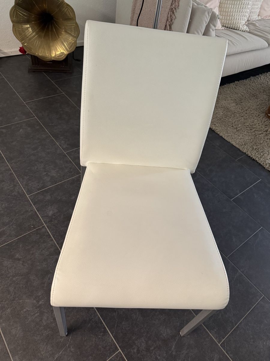Pfister Sedie: Kunst Lederstühle weiss – Usato da Rotkreuz venduto da emu72 2