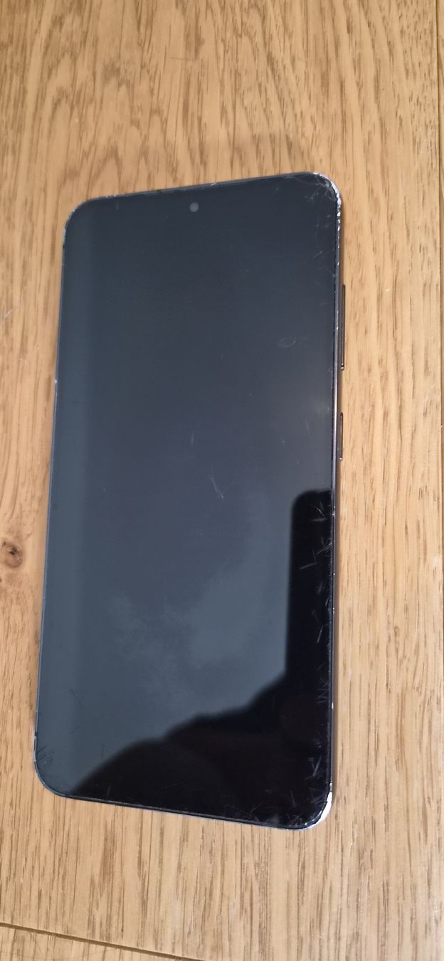Samsung Handys / Smartphones: Gebrauchtes Galaxy S23 – Gebraucht aus Zürich von The_casualties 2