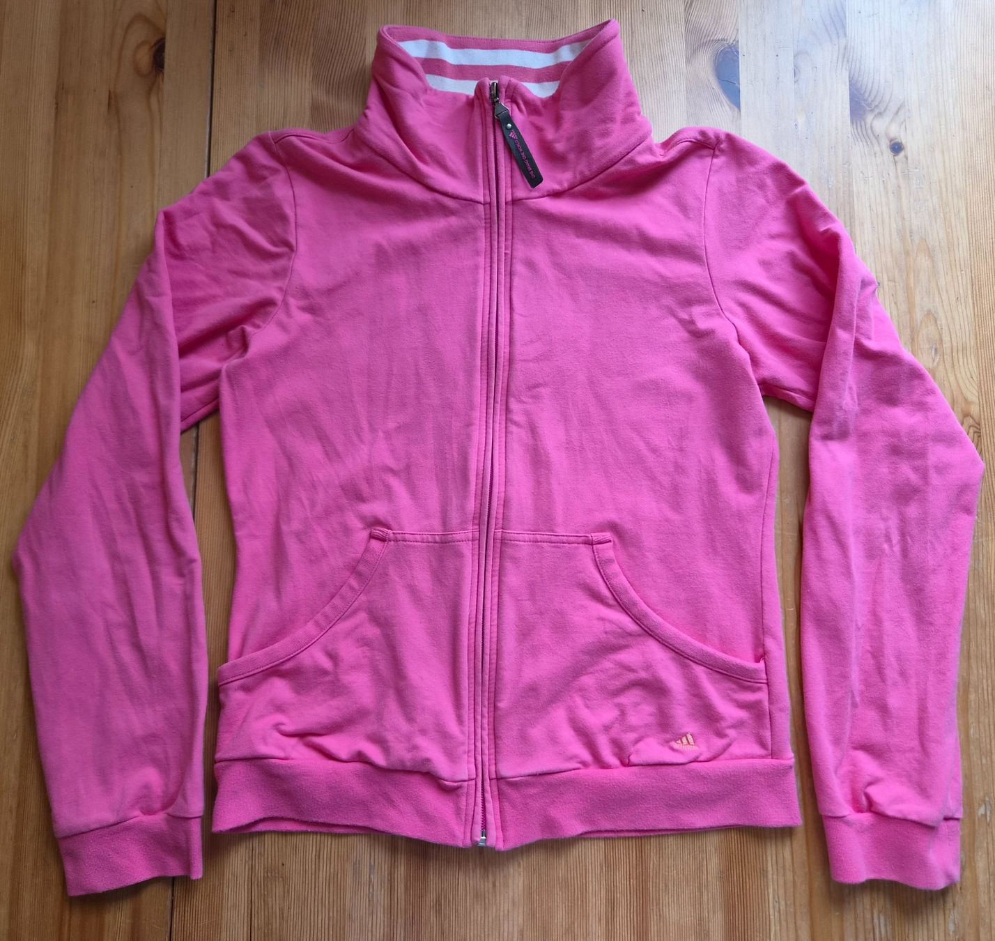 Adidas Pullover & Sweatshirts: Jacke adidas Grösse 42 rosa retro Pullover – Gebraucht aus Hägglingen von United-Village-Trade