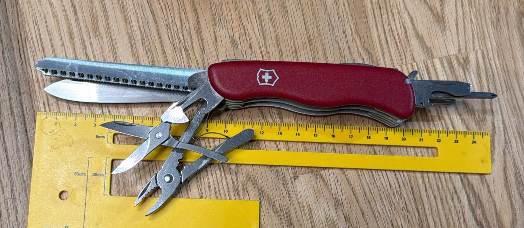 Victorinox Coltelli tascabile: VICTORINOX TASCHENMESSER – Usato da Zürich venduto da Frei-Occasionen 8
