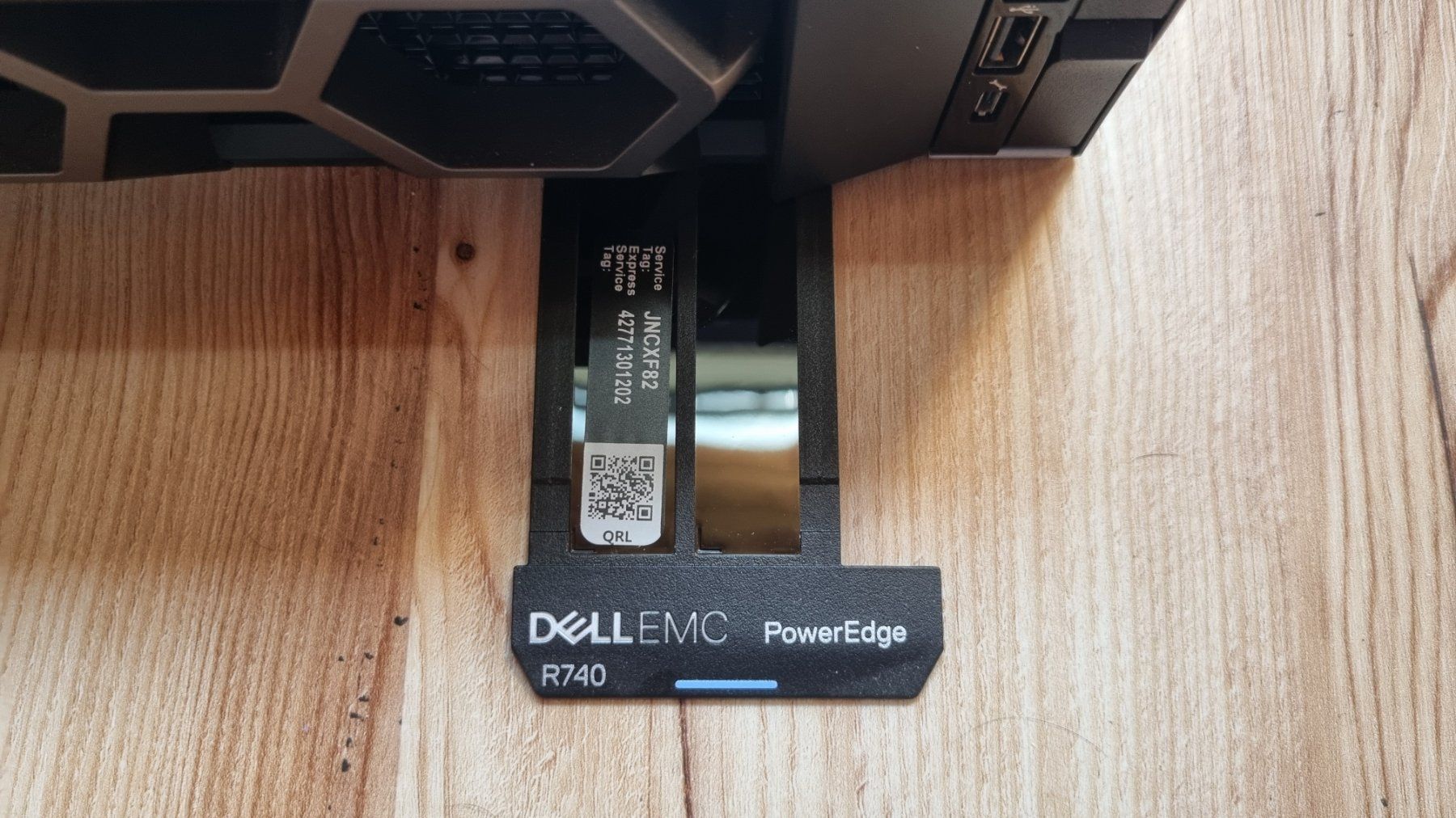 Dell Server: DELL EMC PowerEdge R740 Server gebraucht – Gebraucht aus Waldkirch von yan_28mr 1