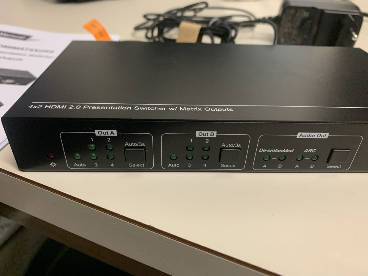 Hubs & Switches: Vivolink Matrix Switch – Gebraucht aus Uznach von pegasus101 2
