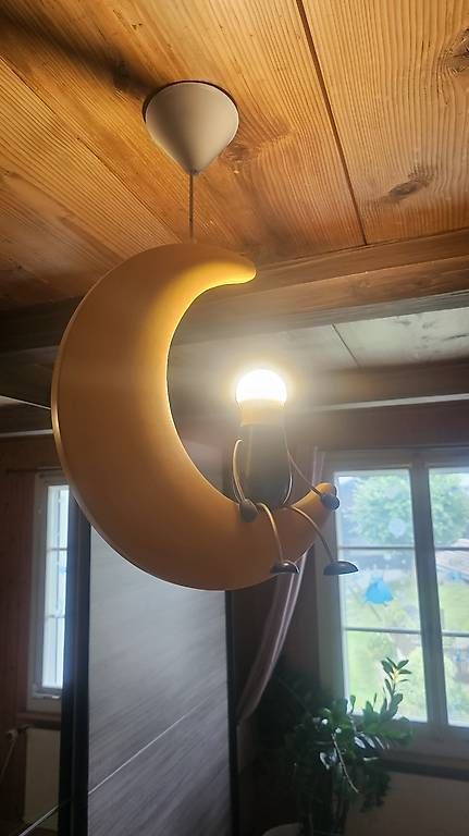 Lampadari & plafoniere: Lampe Kinderzimmer mit Figur auf Mond – Usato da Grosswangen venduto da Glod 1
