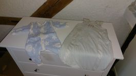 2 Baby Schlafsäcke, etwa Grösse 68