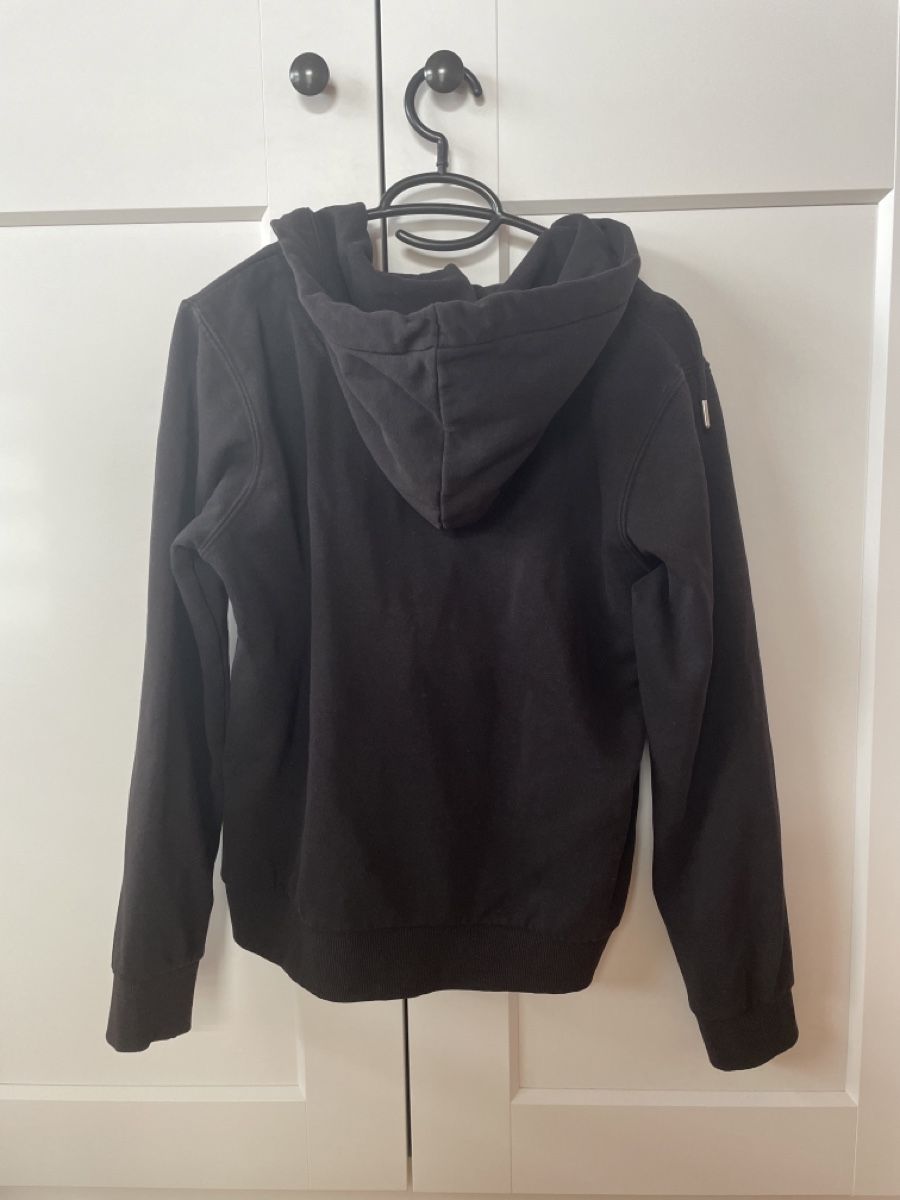 H&M Jacken: Schwarze Strickjacke – Gebraucht aus Salez von jum_zx7w 1