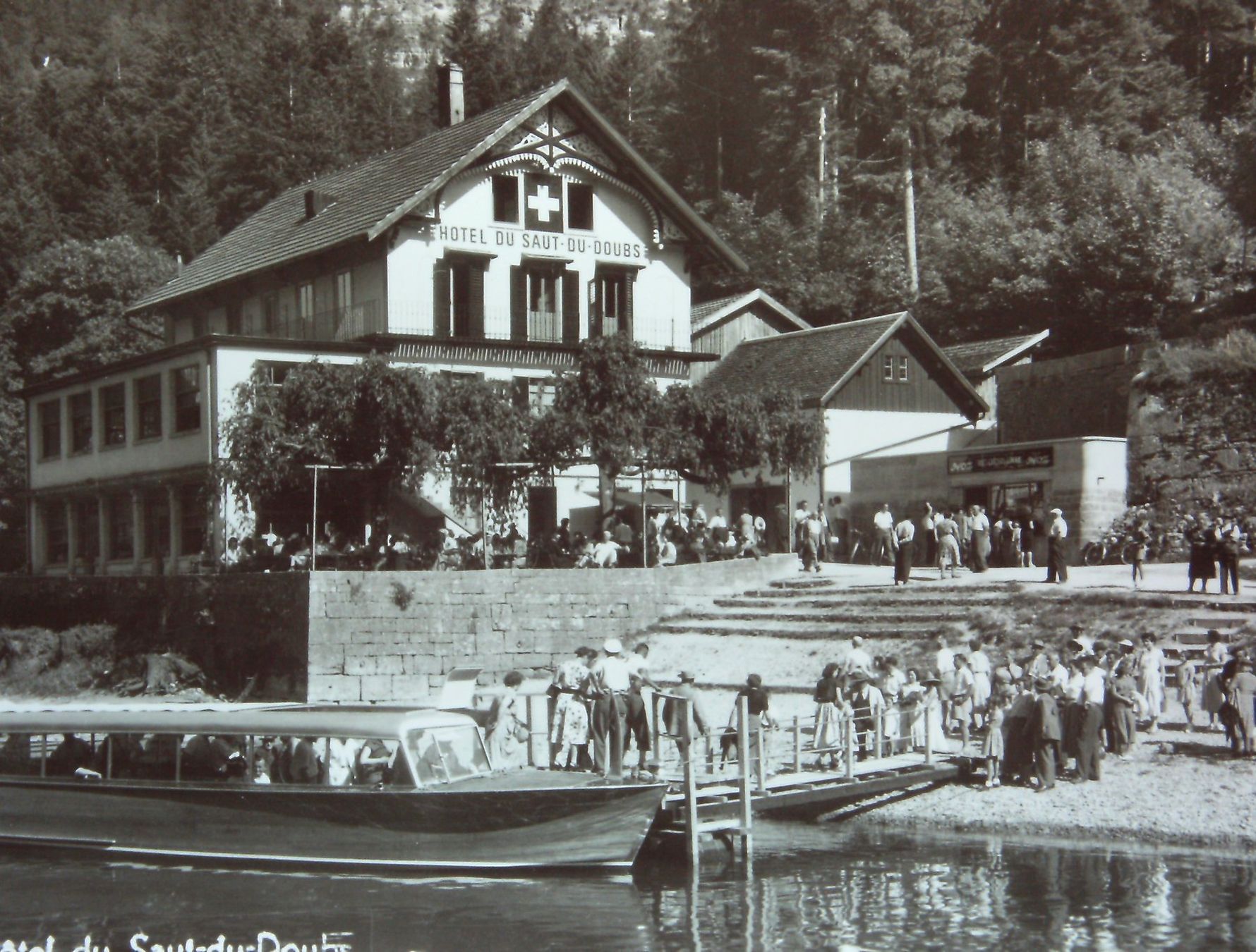 Ansichtskarten: Le saut du Doubs – Gebraucht aus Le Locle von Roger46