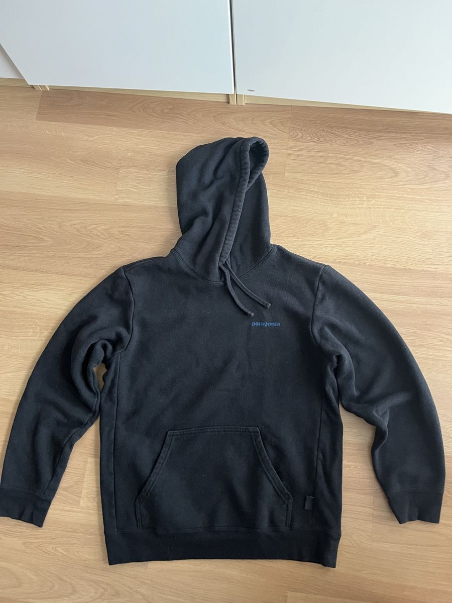 Patagonia Maglioni & Felpe: Patagonia Hoodie – Usato da Tecknau venduto da therealdodoo 1